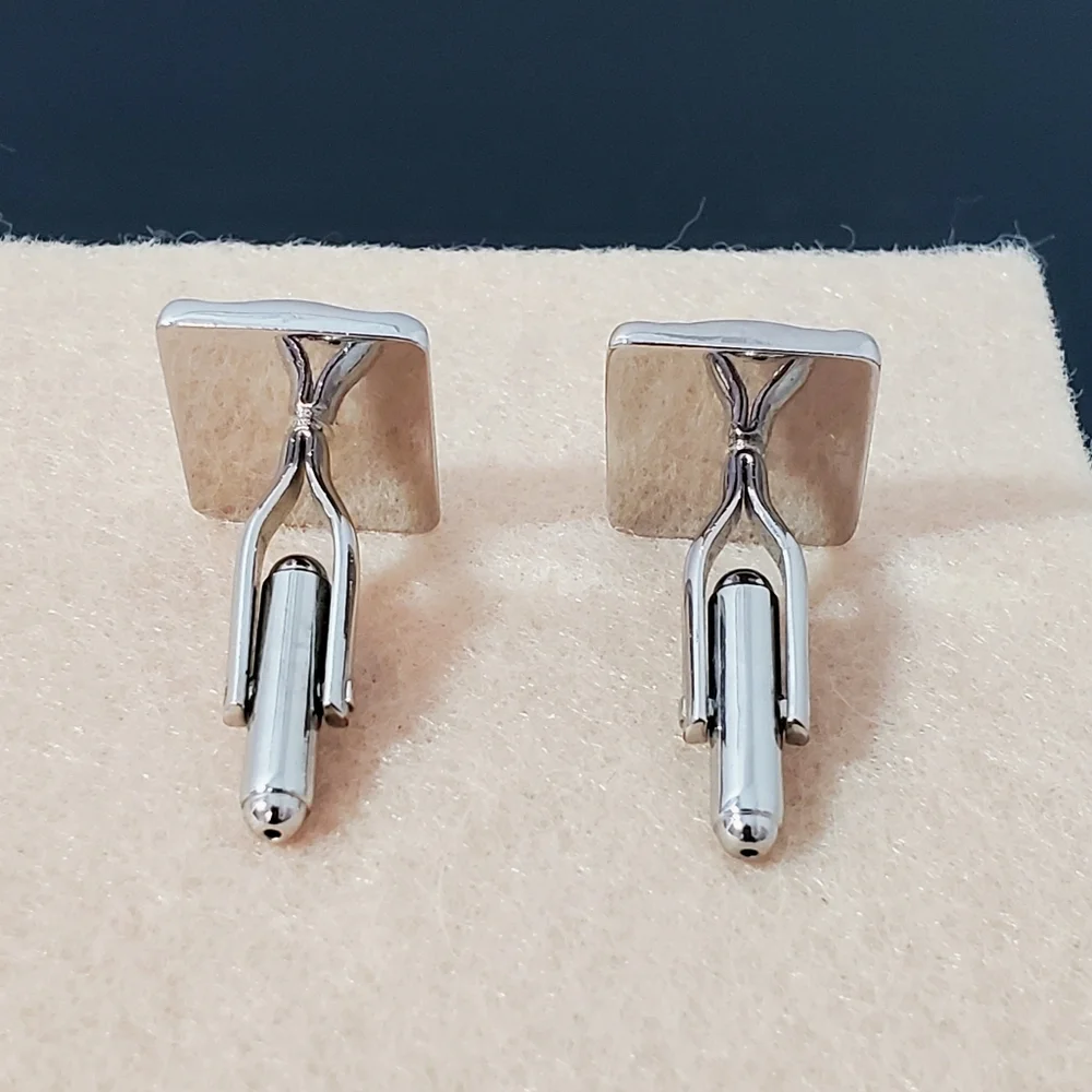 Silver & Black Herringbone Mesh Rectangular Cufflinks - Unisex
